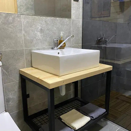 Alexandar Mokra Gora